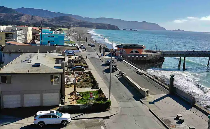 Pacifica, California